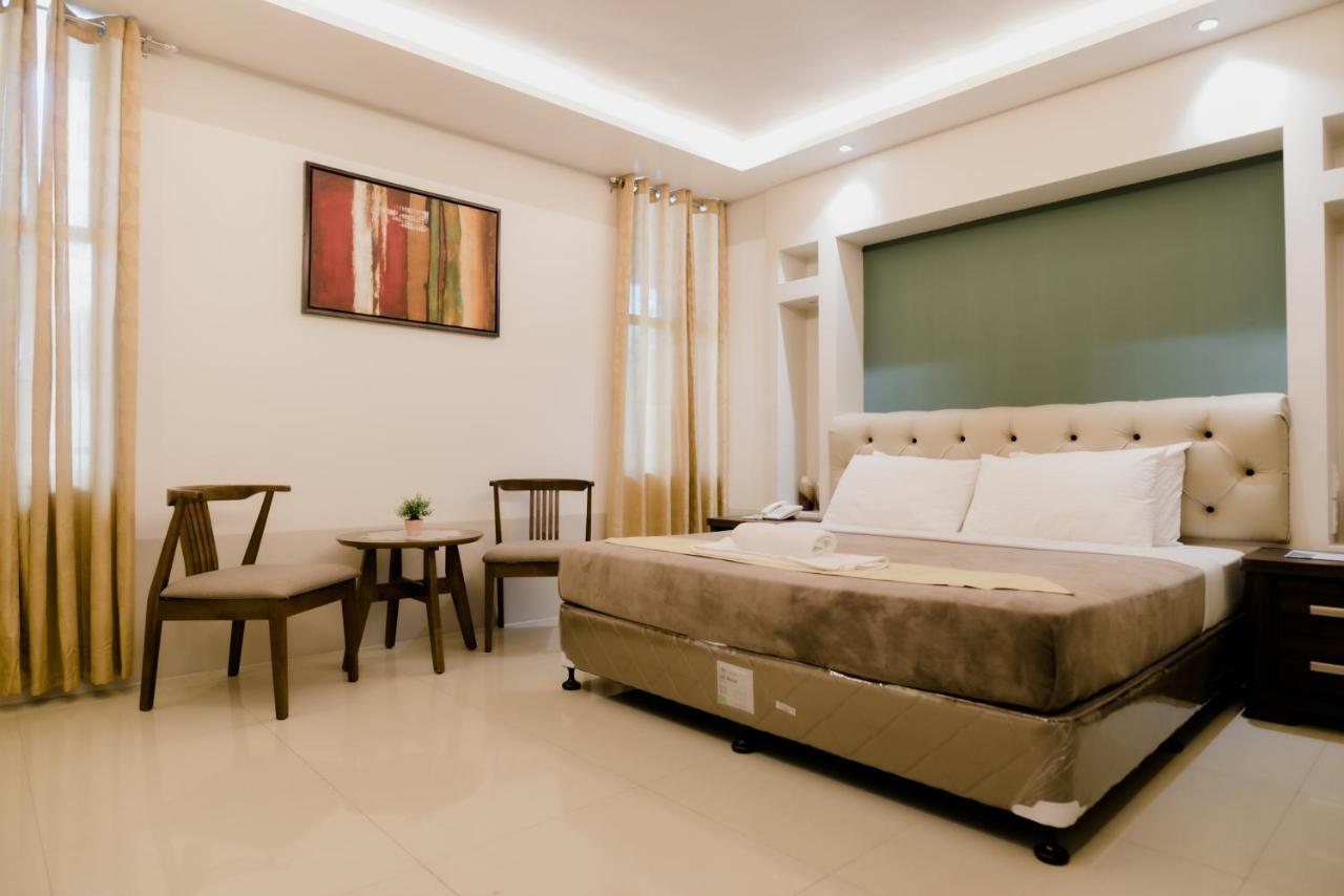 เดอะ ฮอไรซัน สวีท แอนด์ อาร์เขต Hotel General Santos City ภายนอก รูปภาพ