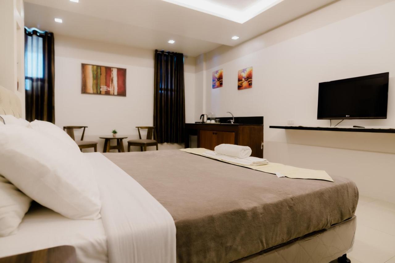 เดอะ ฮอไรซัน สวีท แอนด์ อาร์เขต Hotel General Santos City ภายนอก รูปภาพ