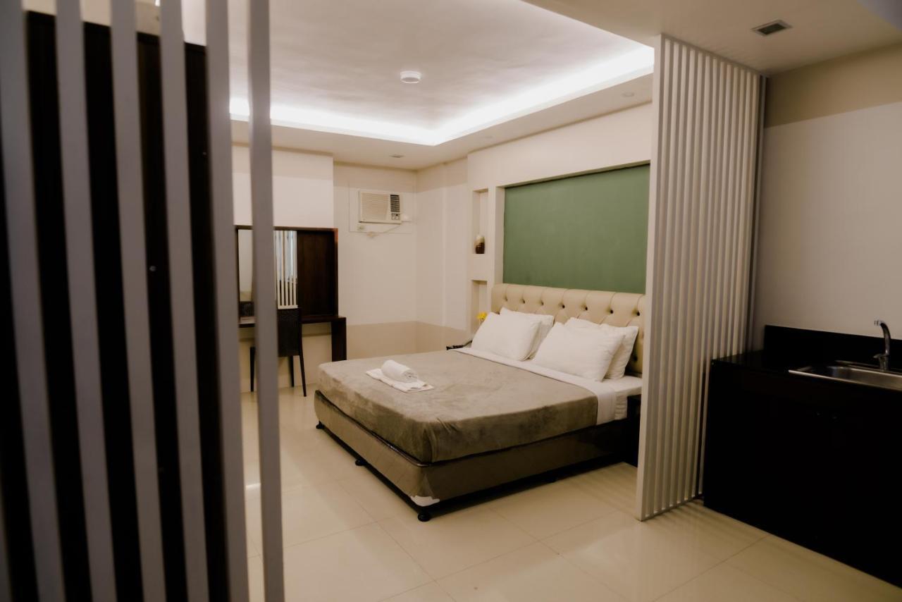 เดอะ ฮอไรซัน สวีท แอนด์ อาร์เขต Hotel General Santos City ภายนอก รูปภาพ